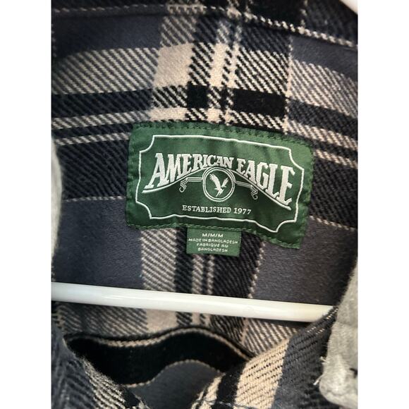 Men’s Size Medium American Eagle Hooded Flannel - Picture 3 of 3